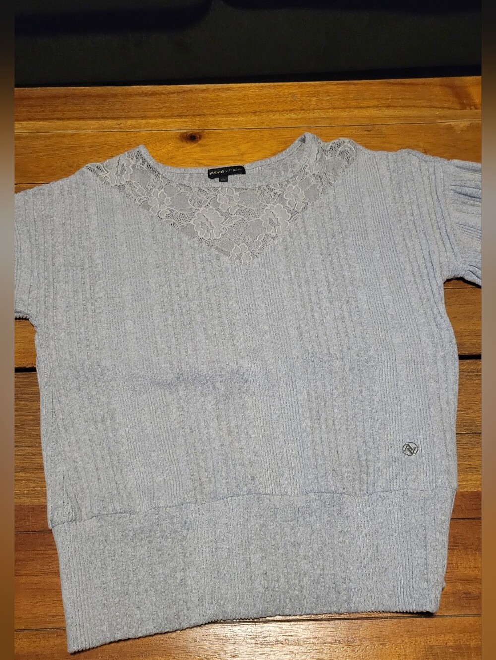 Light Gray Ribbed V-Neck Sweater with Lace Trim